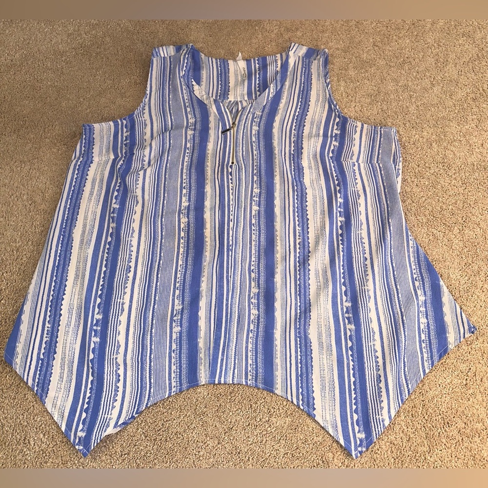 NY Collection Striped Handkerchief Hem Sleeveless Top. Size 3X